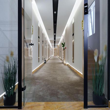 Move In Apartments Белград Екстериор снимка