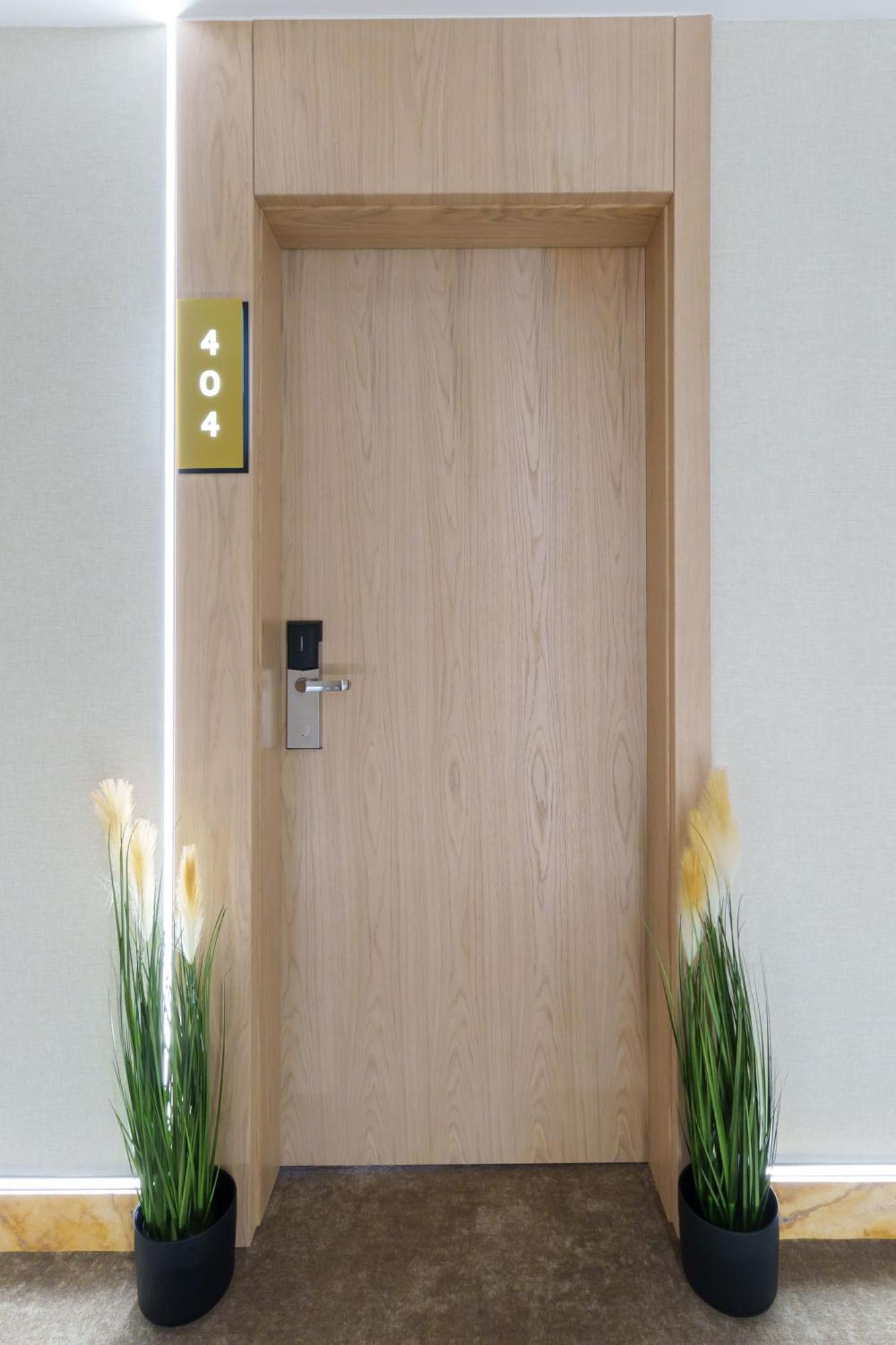 Move In Apartments Белград Екстериор снимка